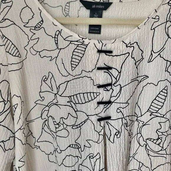 Ali Miles tunic top - Picture 4 of 4